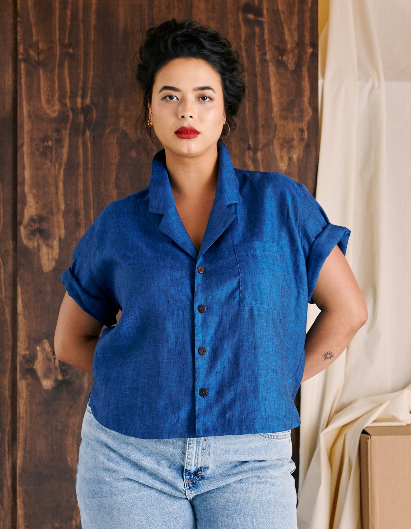 The Studio Shirt (Night Swim Blue Linen)