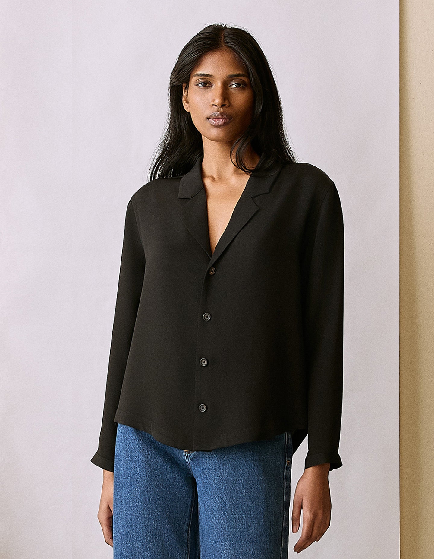 The Silk Shirt (Smoke Break Black Silk)