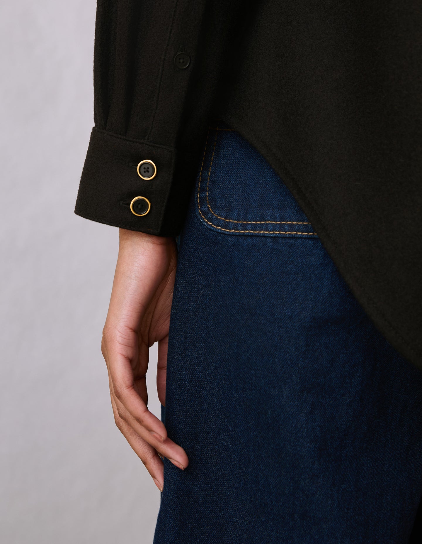 The New Oxford (Enamel & Gold Merino Wool)