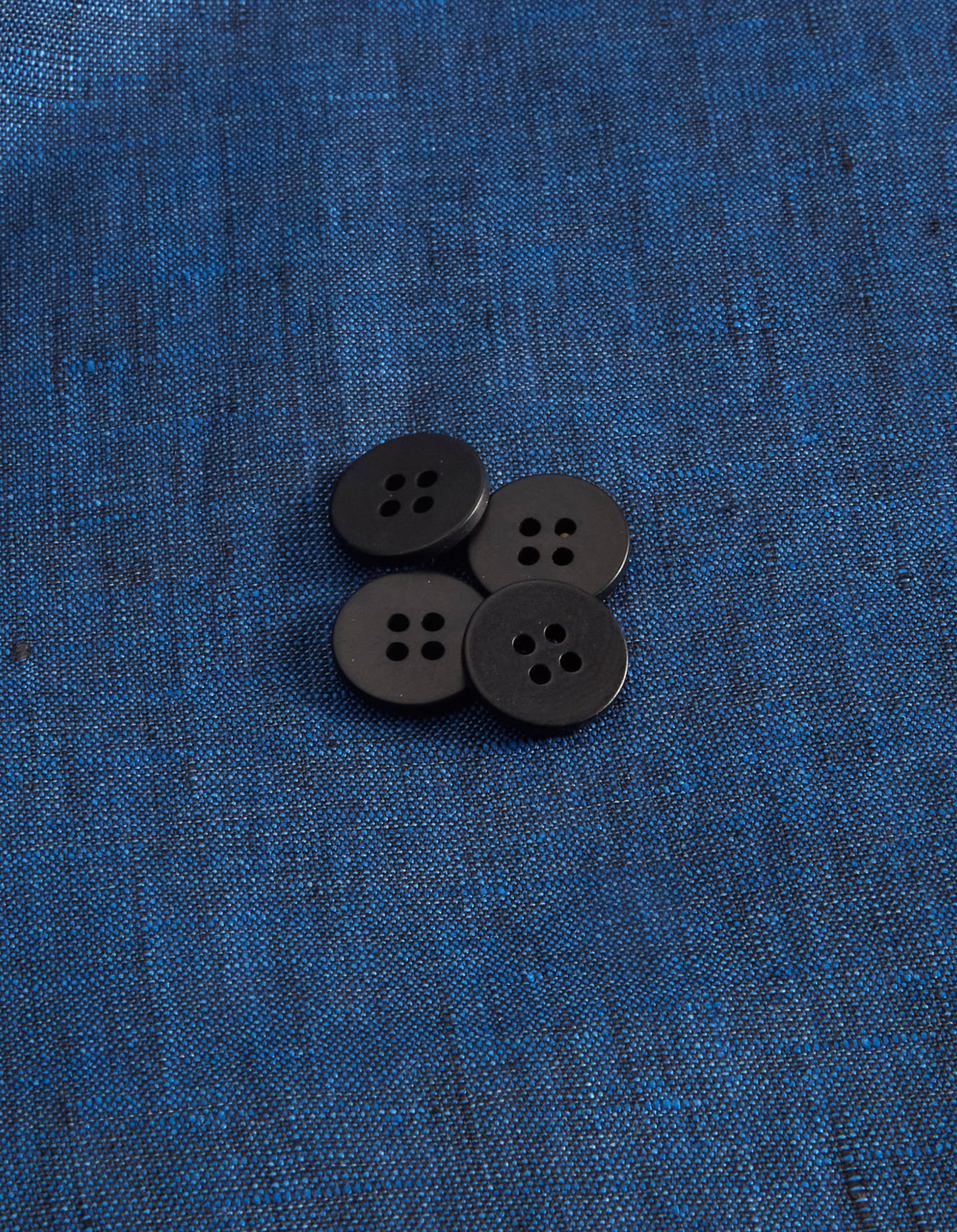 Black Poker Chip Corozo (Buttons)