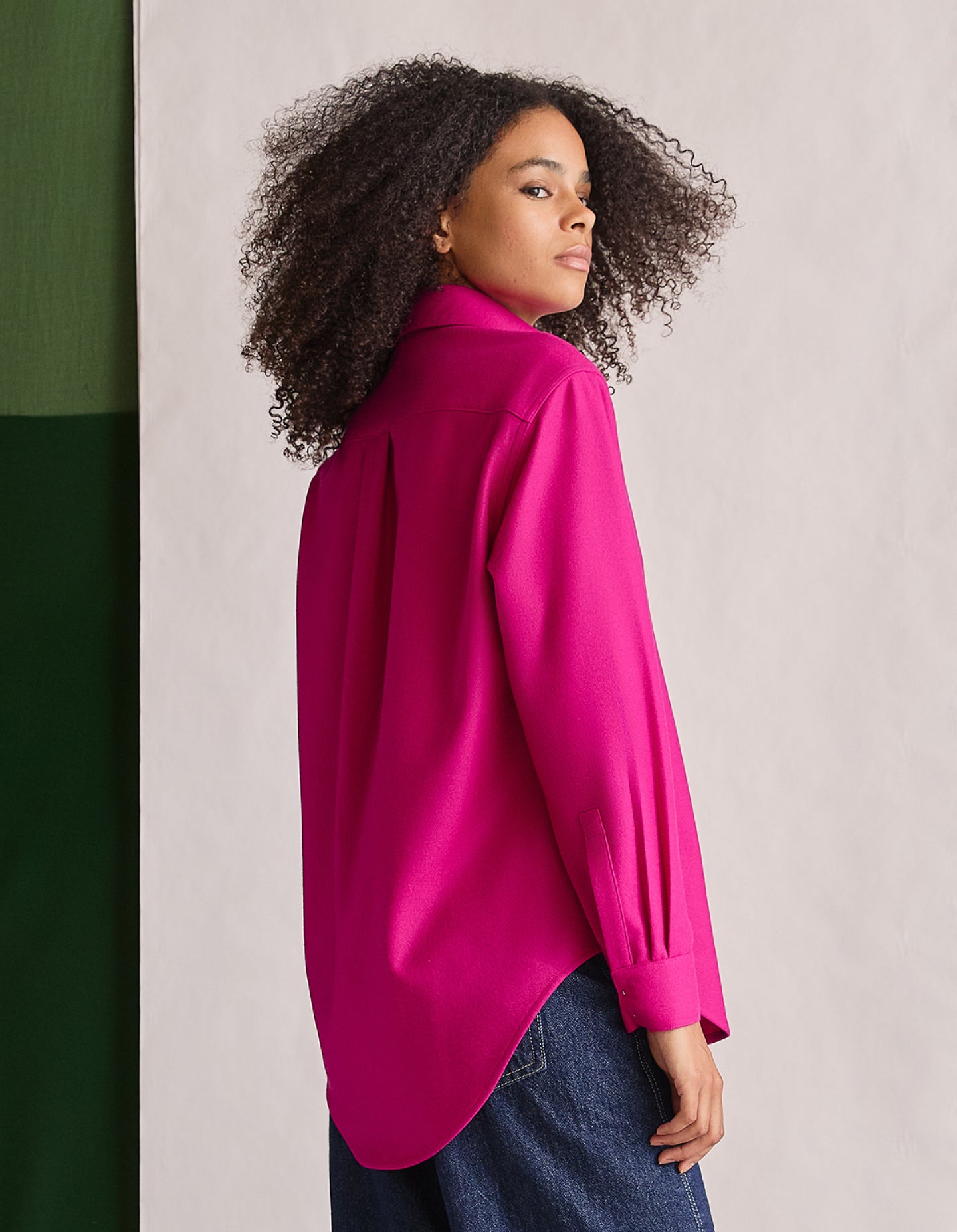 The New Oxford (Hot Hot Pink Merino Wool)