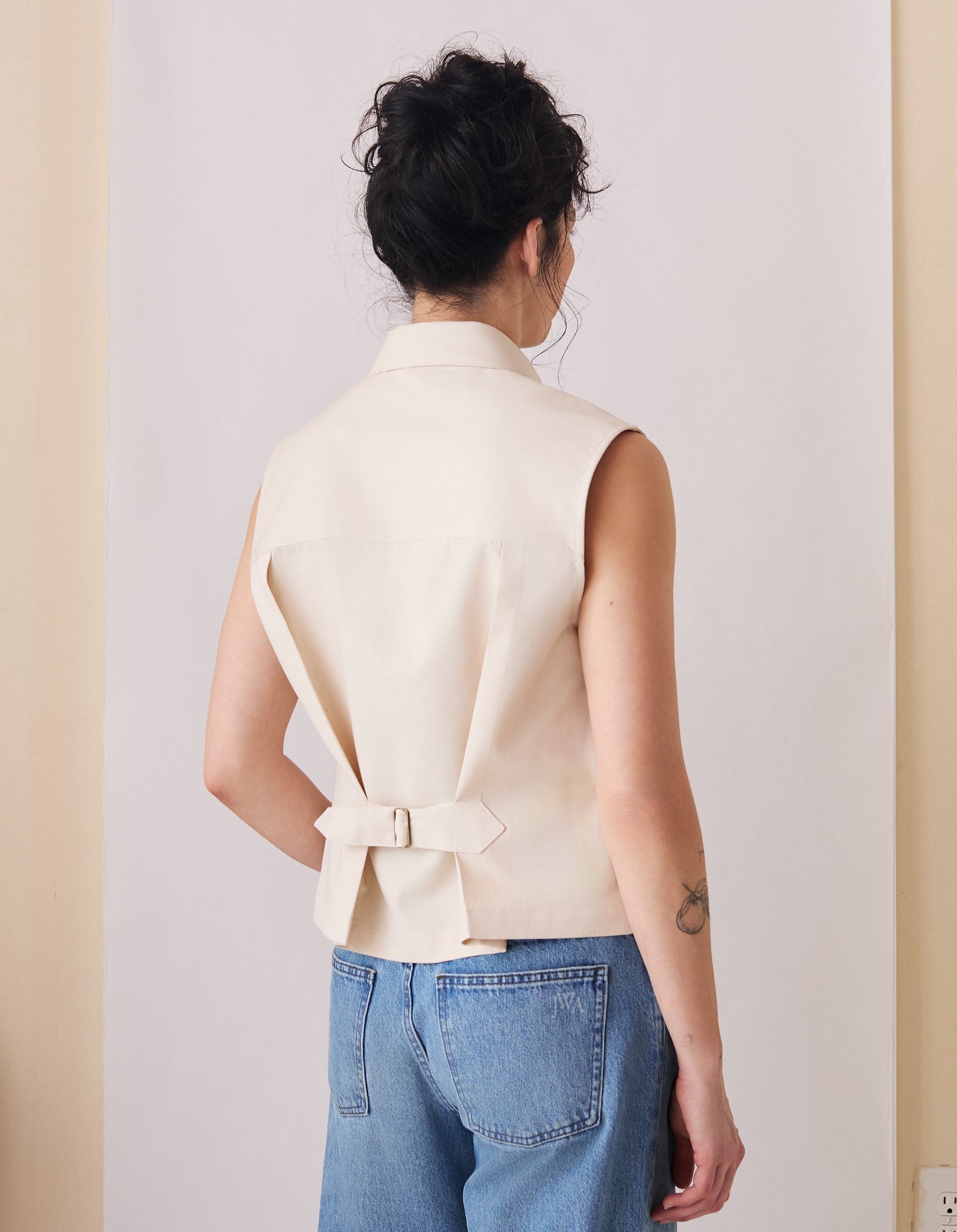 The Sleeveless (Ceramic Cotton Twill)