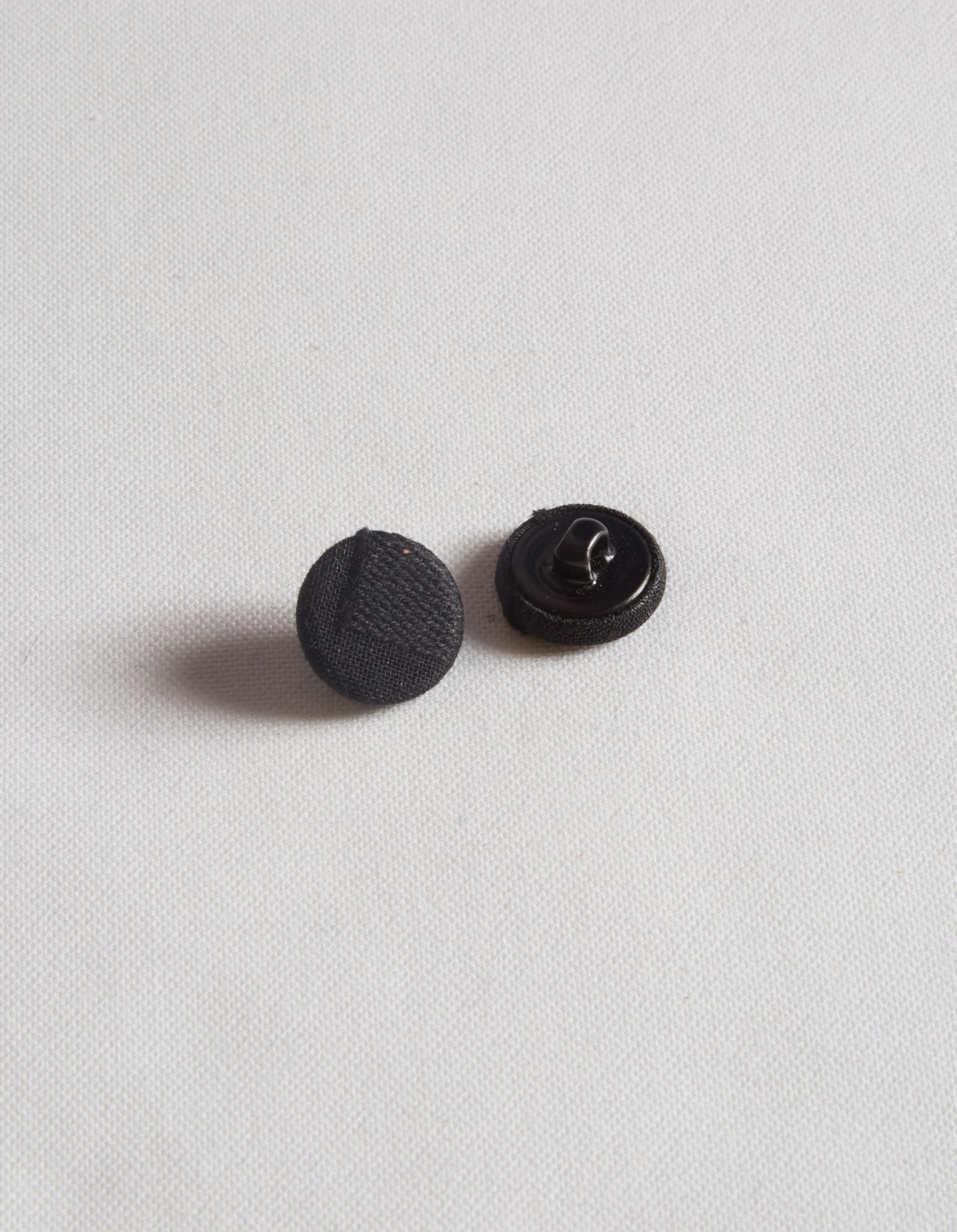 Shadow Black Cotton Fabric Covered (Buttons)