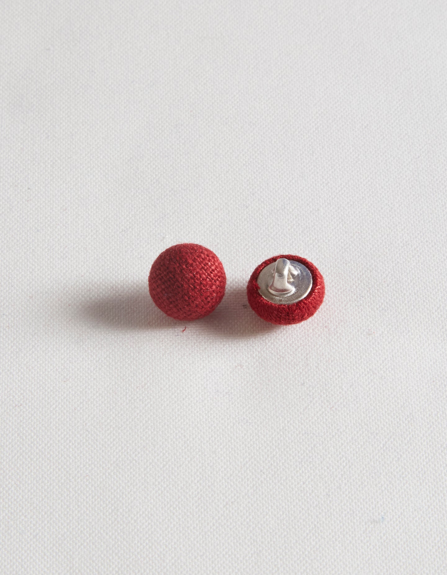 Period Red Linen Fabric Covered (Buttons)