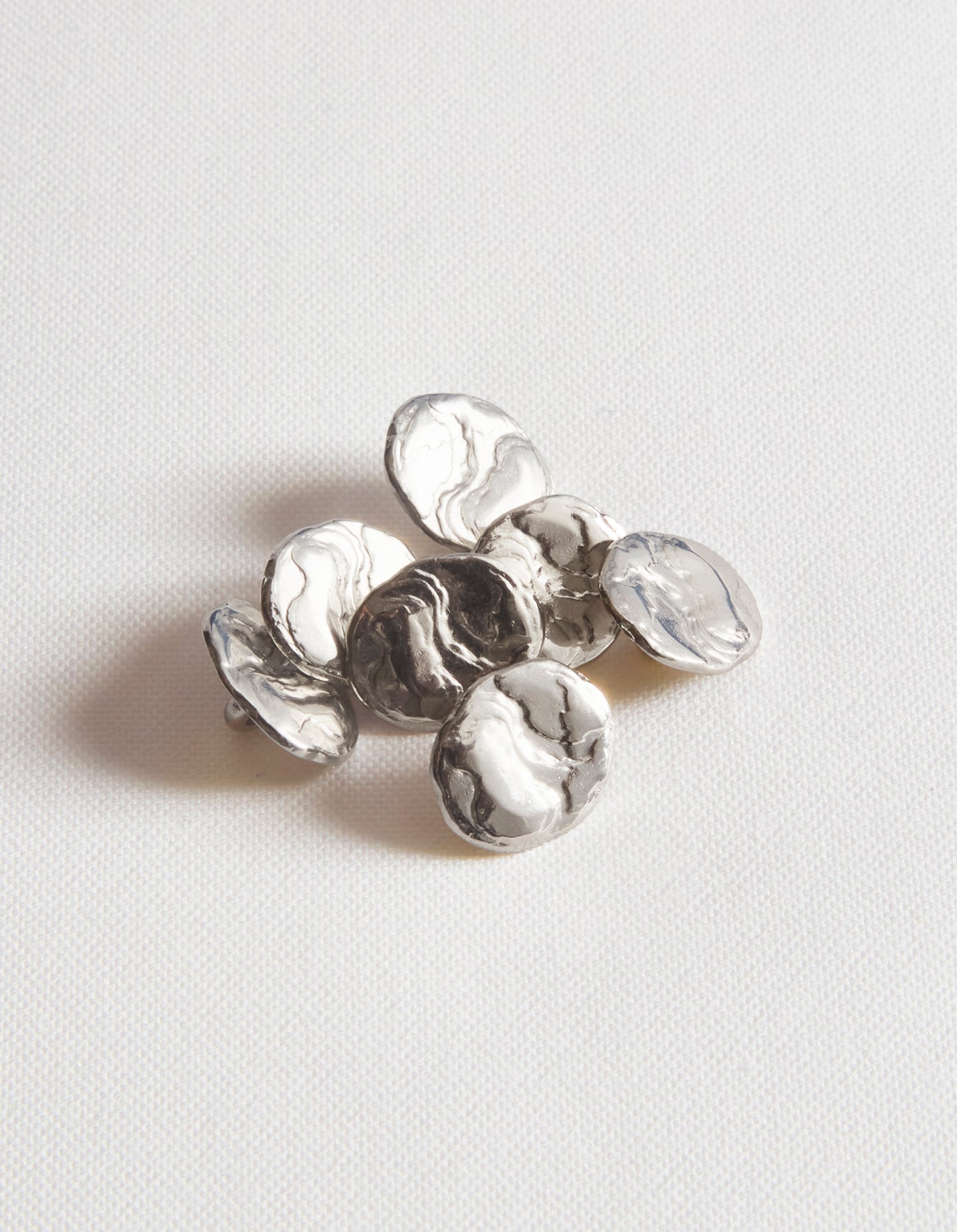 Silver Rocks Button (Buttons)